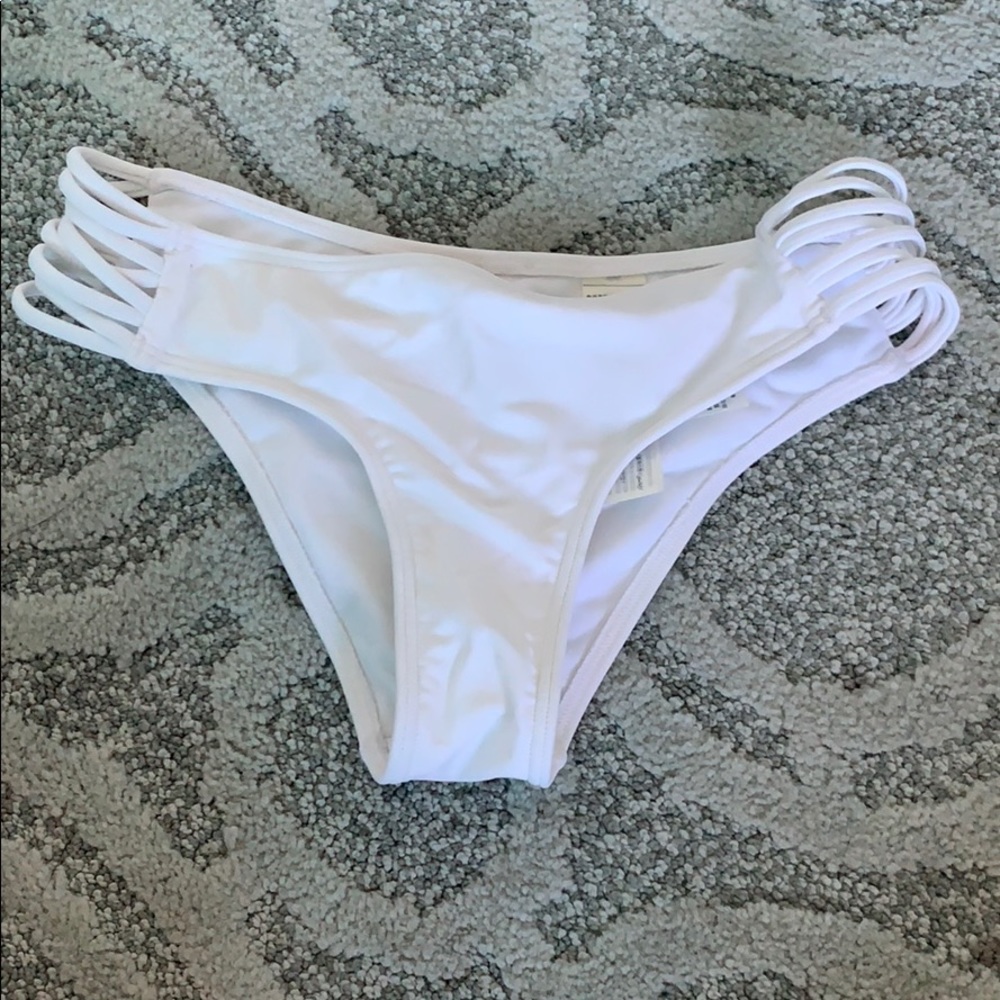 White Hollister bikini bottoms